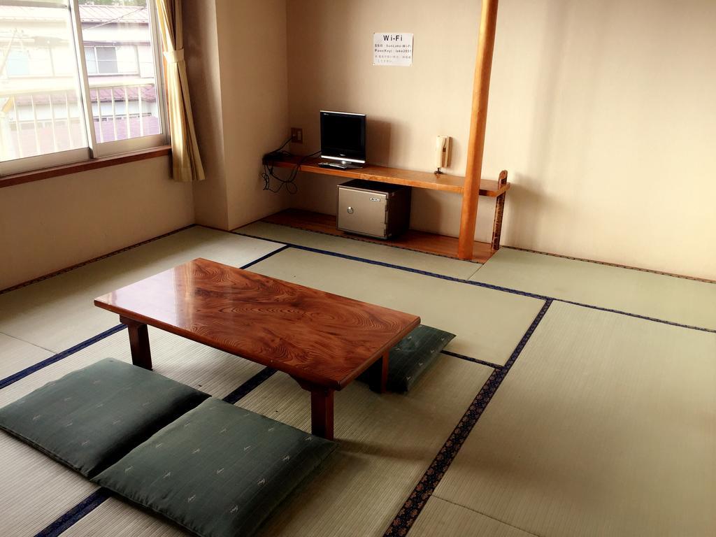 פוג'יקאוואגוצ'יקו Village Sun Lake Kawaguchiko מראה חיצוני תמונה